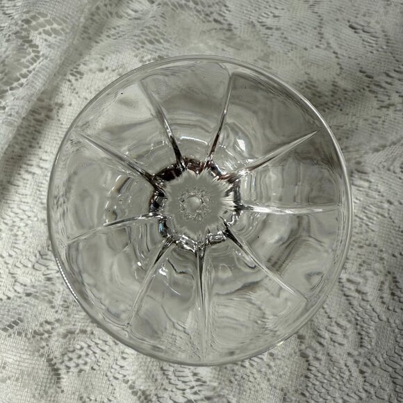 LENOX Debut Platinum Wine Glass - Set of 2, Platinum Trim, Swirl Design On Bowl - Picture 5 of 5